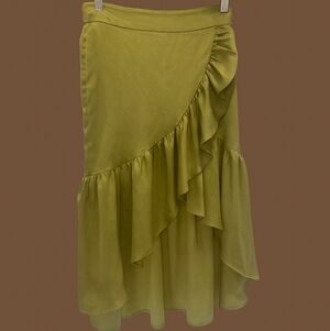 Lulumari Size M Olive Green High Low Skirt
